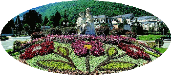Rond point fleuri à Luchon